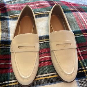 Lift outlet loafers size 9